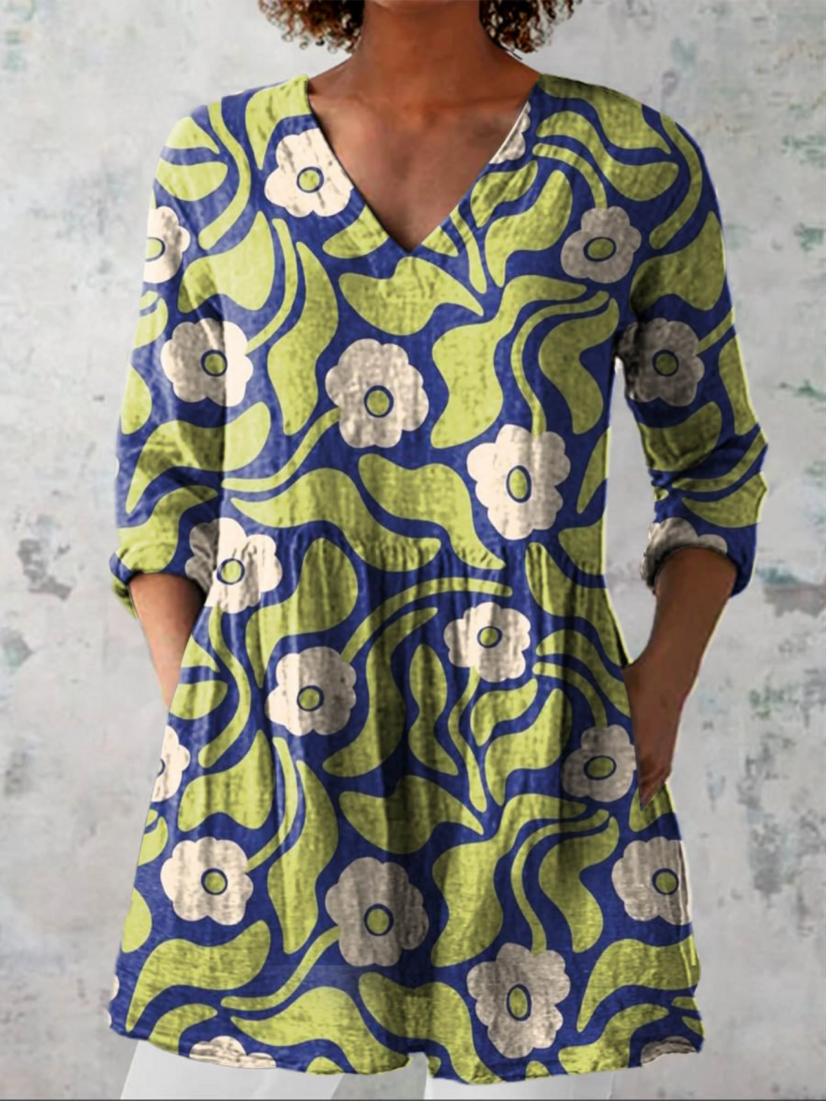 Elidia - Blusa larga con cuello en V