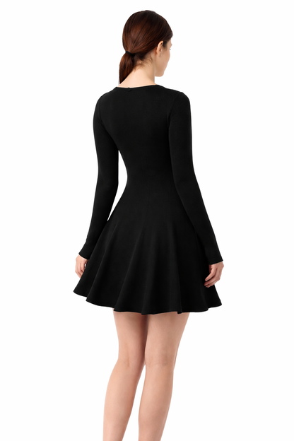 Eva- Vestido mini "Noir Muse"